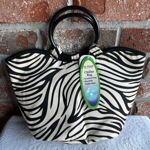Fit Fresh Zebra Print Chiller insulated lunch Bag - Black and White
